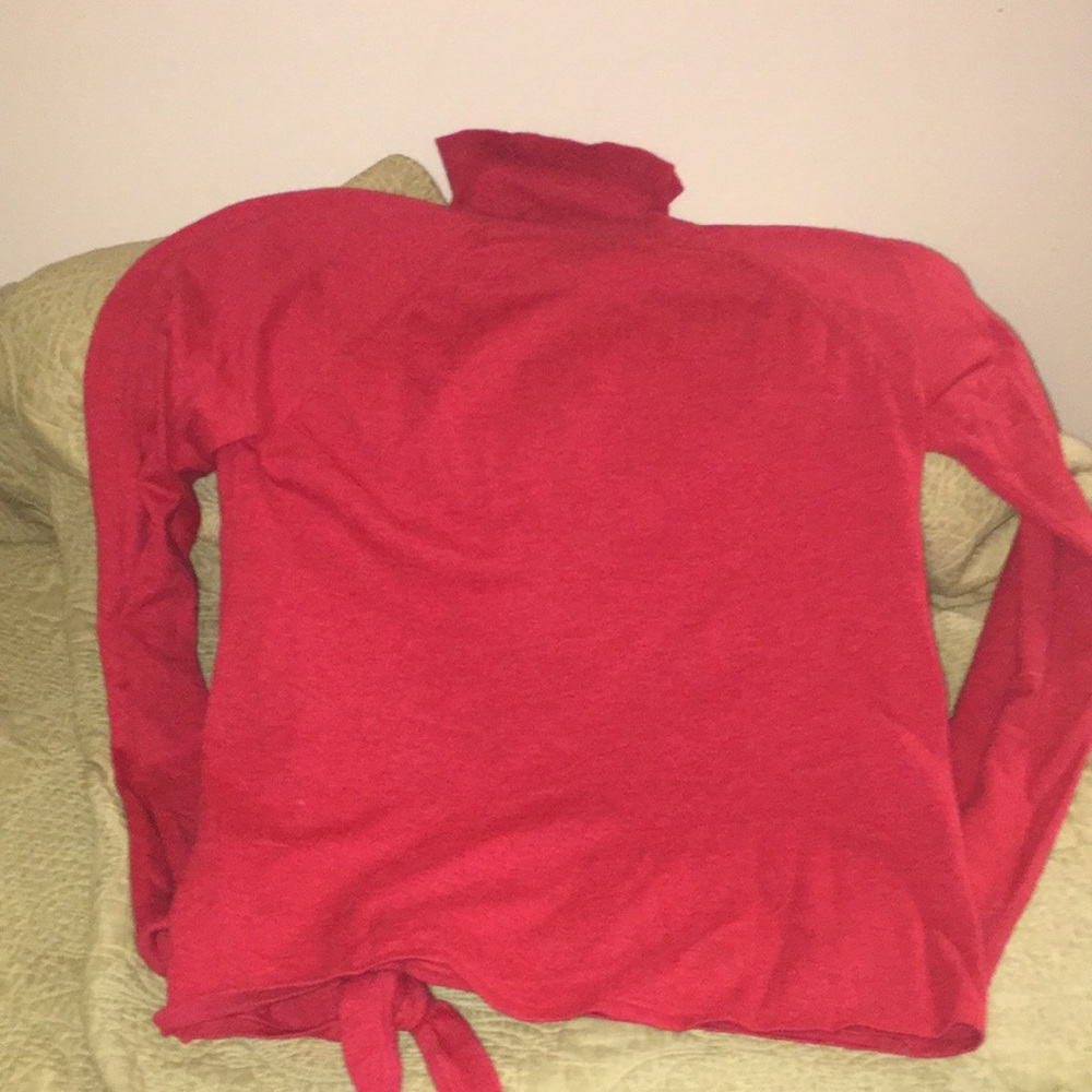 Red gap sweater